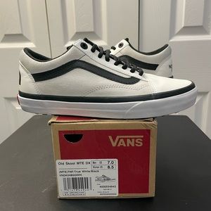 Vans x The North Face Old Skool MTE DX US Men’s 7/Women’s 8.5